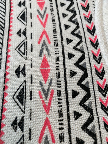 Pre-Loved Maurices tribal print wide scoop sweatshirt L/XL Like New