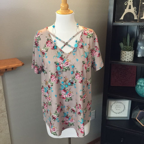 Pre-Loved Women's New Floral Criss-Cross Top Size XL/1X