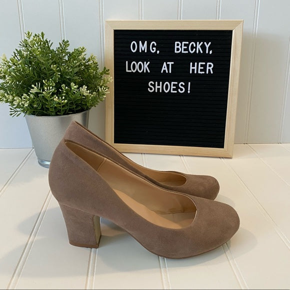 Pre-Loved Women's Shoes: Bonnibel faux suede beige heel pumps size 5.5