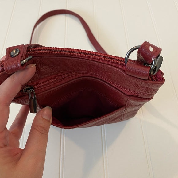 Pre-Loved NEW Red Leather Crossbody Purse