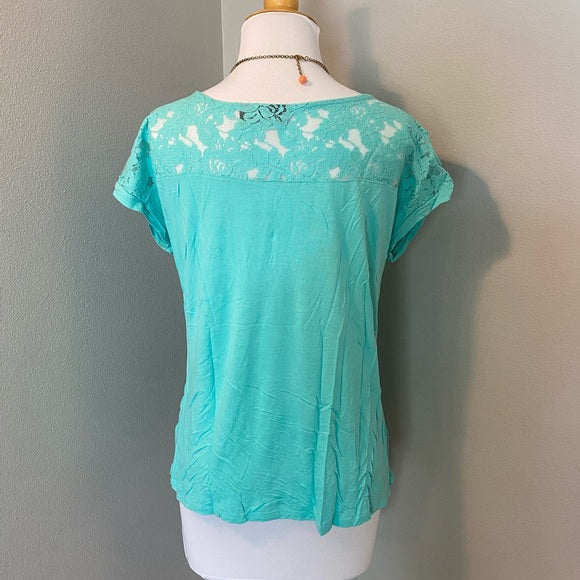 Pre-Loved a.n.a Mint Lace Mix Top size L